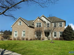 3502 Links Ct, Elgin, IL 60124