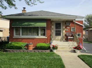 4840 W Lamb Dr, Oak Lawn, IL 60453