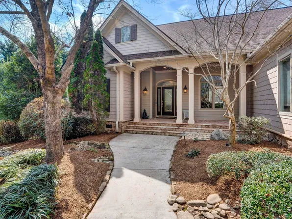 2 Brown Deer Trl, Travelers Rest, SC 29690