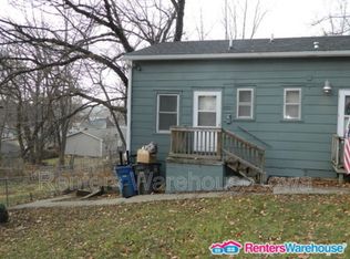 2826 Oxford St, Des Moines, IA 50313