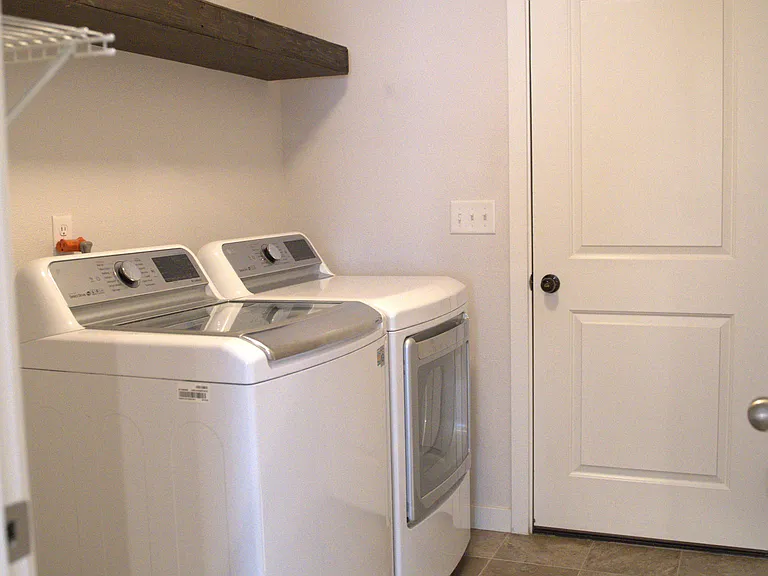 16841 Vintage Oak Ave — Photo 10