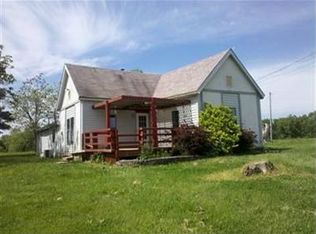 415 Sarvis Point Rd, Seymour, MO 65746
