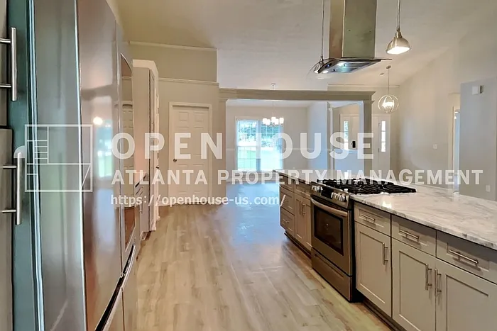 111 Meadowview Ln — Photo 6