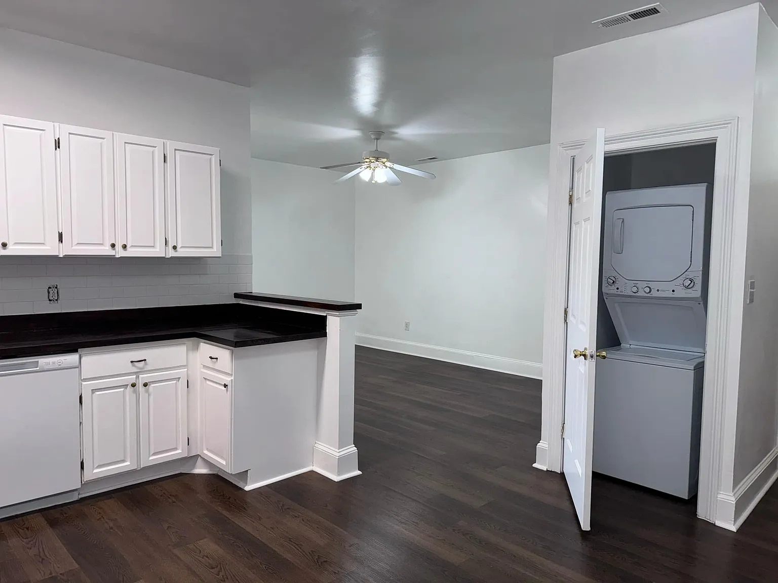 2703 Cleveland St — Photo 3