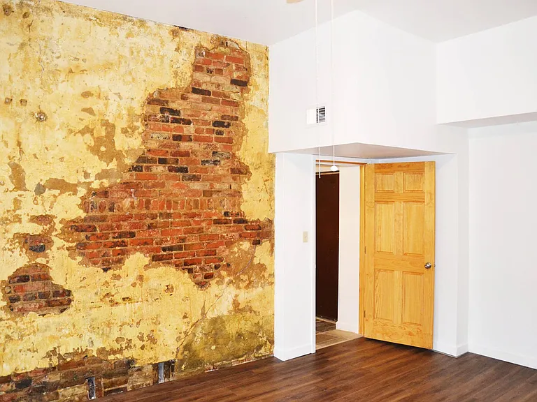221 Renner St #1 — Photo 29