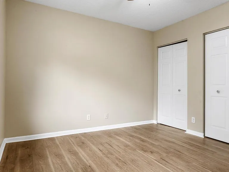1533 Rialto Dr — Photo 21