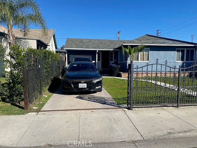 1st image of 4957 E 59th Pl