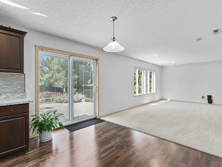 3823 S Mead St — Photo 11