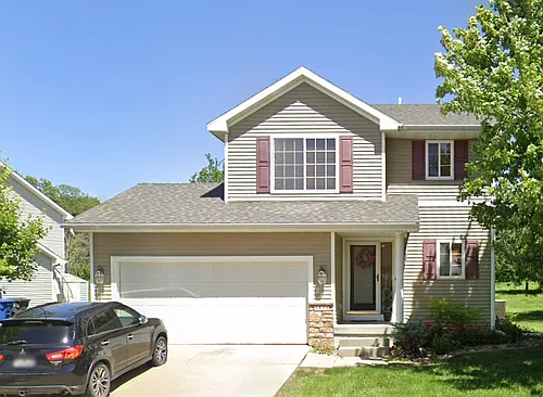 5811 SE 35th Cir Photo 1