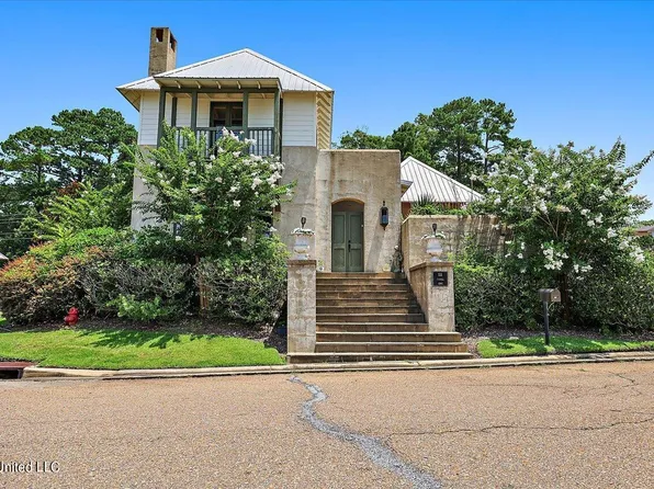 12 Marina Cv, Ridgeland, MS 39157