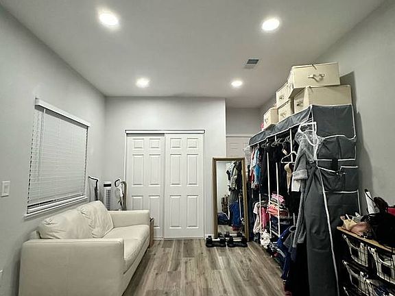 4th image of 2345 Pacheco Dr #2