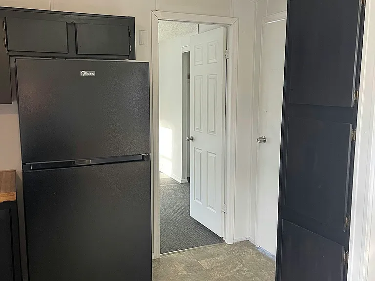 2706 Pearl Ave — Photo 6