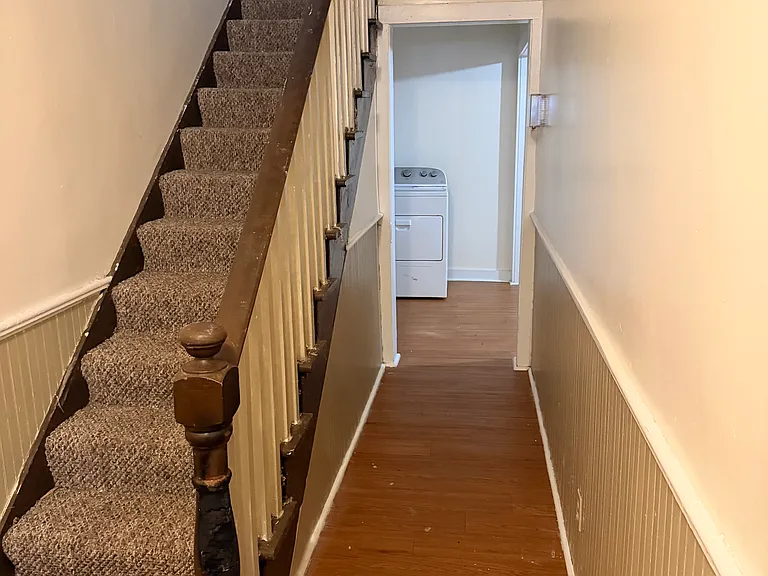 505 Shepard St — Photo 6
