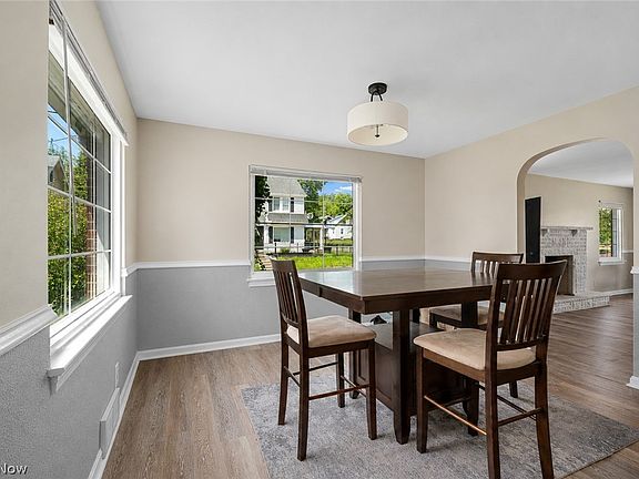 5th image of 626 22nd St NW