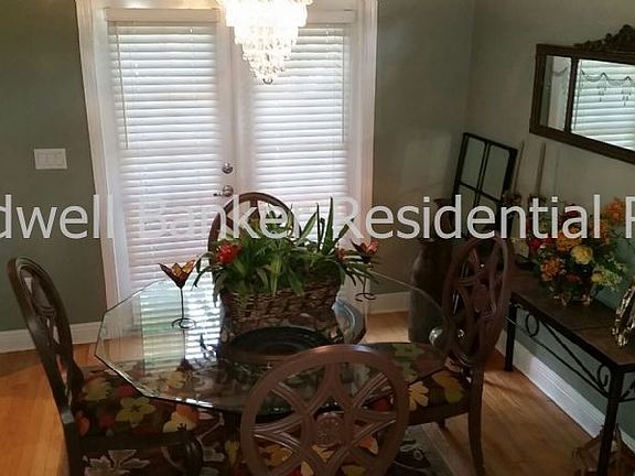 4th image of 1801 Illinois St