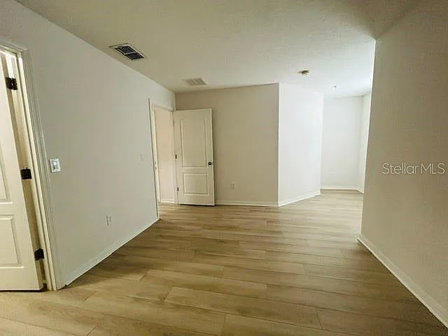 1221 Priory Cir — Photo 16