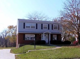 305 McWilliams Dr, Natrona Heights, PA 15065