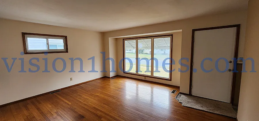 3 bed, 1090 sqft, $1,400 — Photo 4