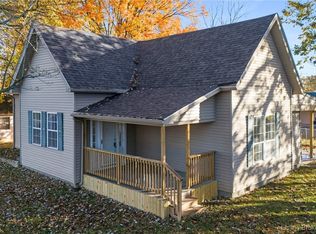 207 N Bond St, Scottsburg, IN 47170