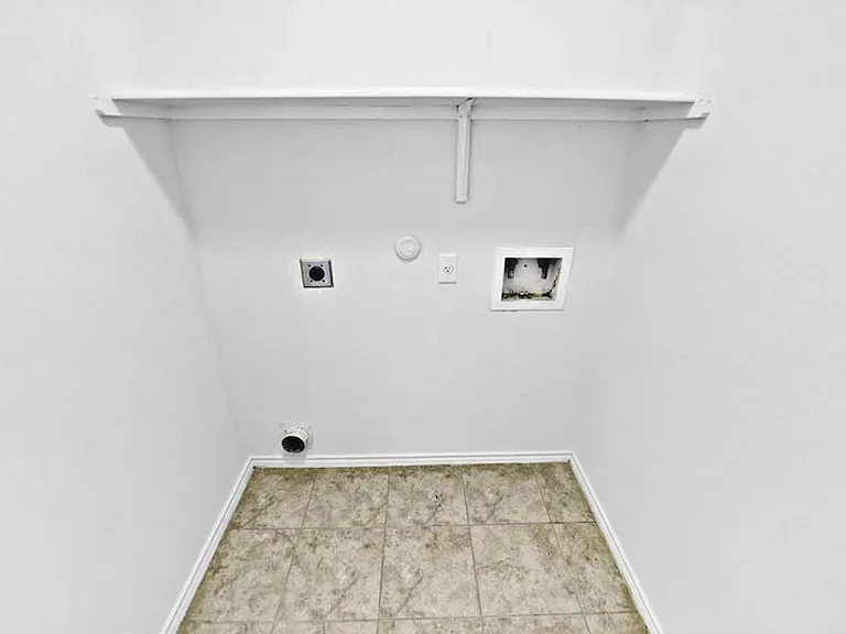 5721 Knoll Pines Pass — Photo 15