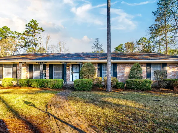 2207 Arcadia St, Hattiesburg, MS 39402