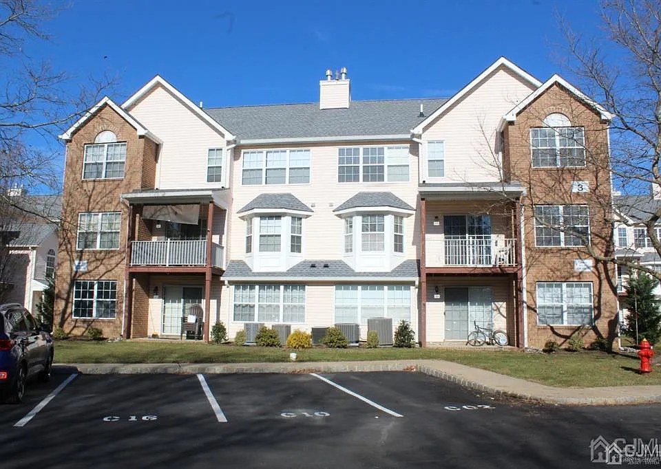 306 Plymouth Rd