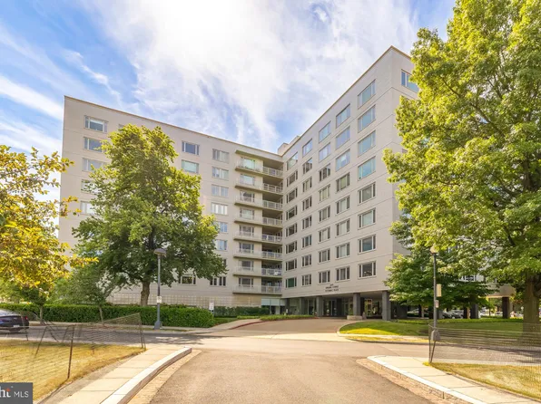 2475 Virginia Ave NW #515, Washington, DC 20037