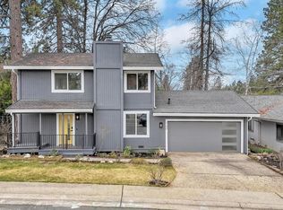 165 Celesta Dr, Grass Valley, CA 95945