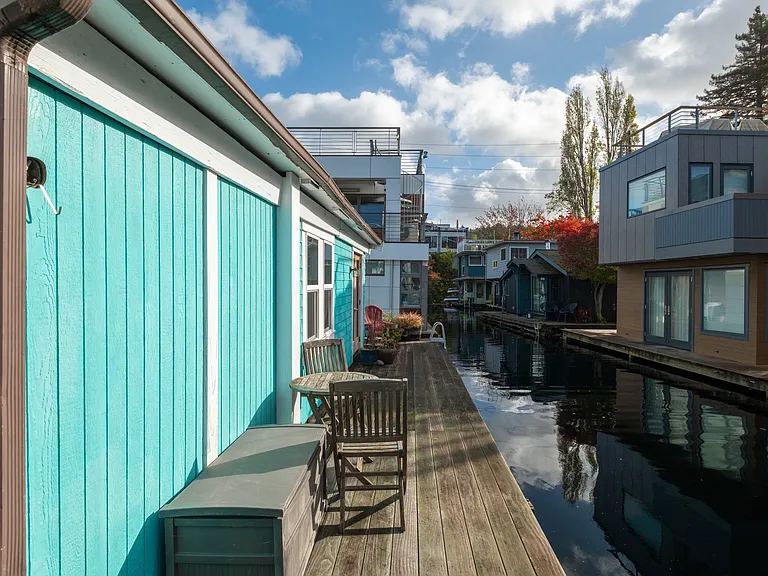 2031 Fairview Ave E #HOUSEBOAT D — Photo 16