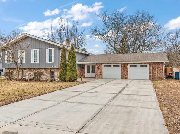 9760 W Oakridge Dr, St. John, IN 46373
