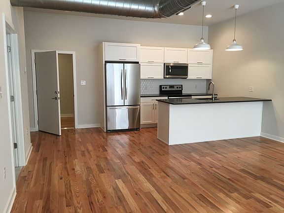 3rd image of 2021 N Front St #103
