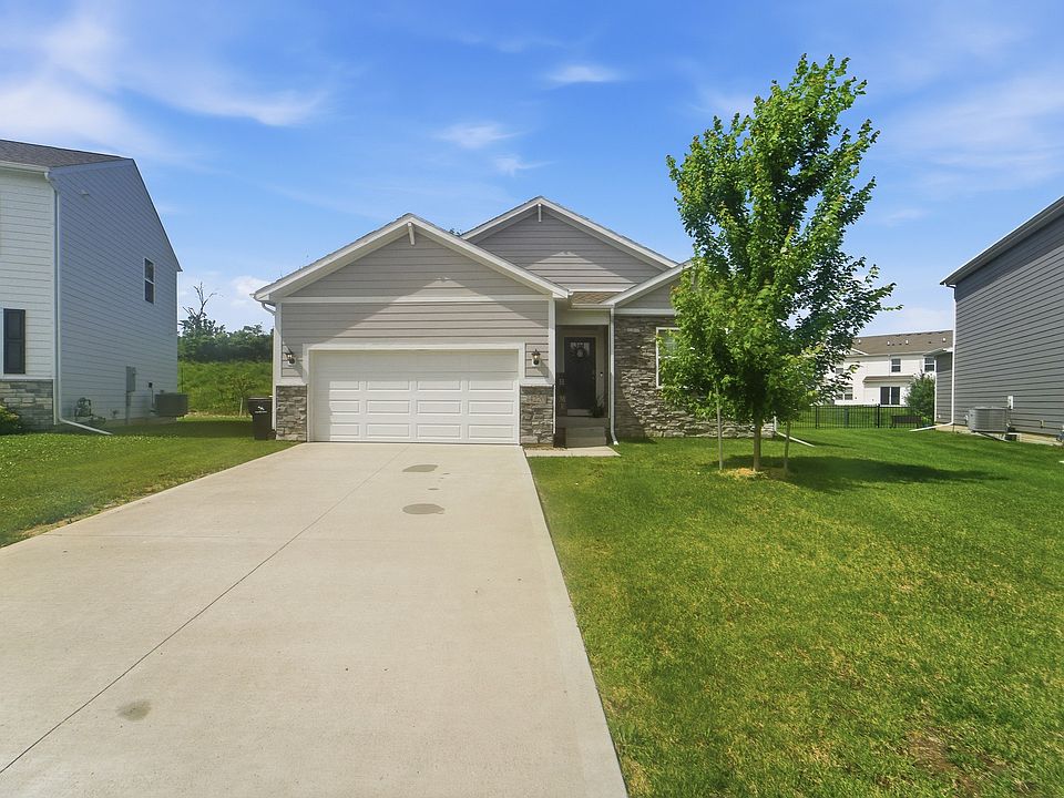 1st image of 4220 Dakota Cir