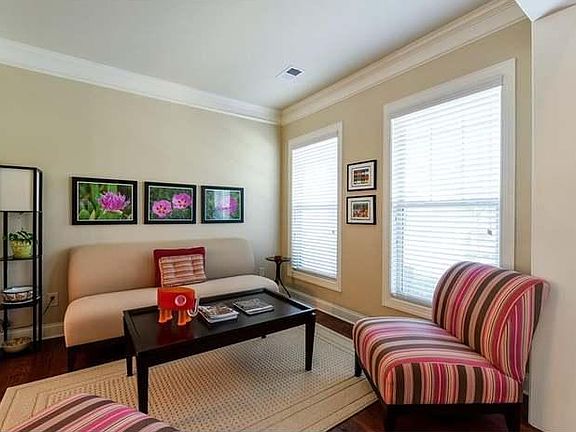 4th image of 1510 Roswell Manor Cir