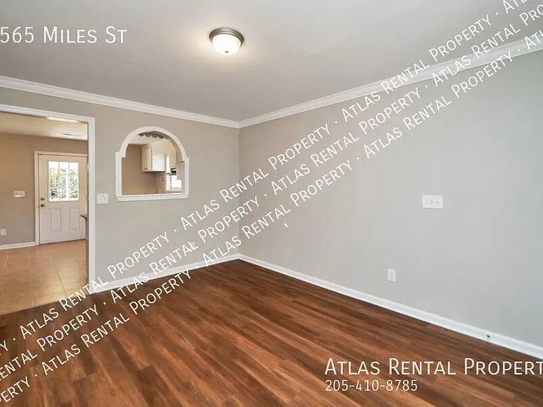 1565 Miles St — Photo 11