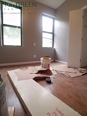 Rented by Evergreen Apartments BK | media 16