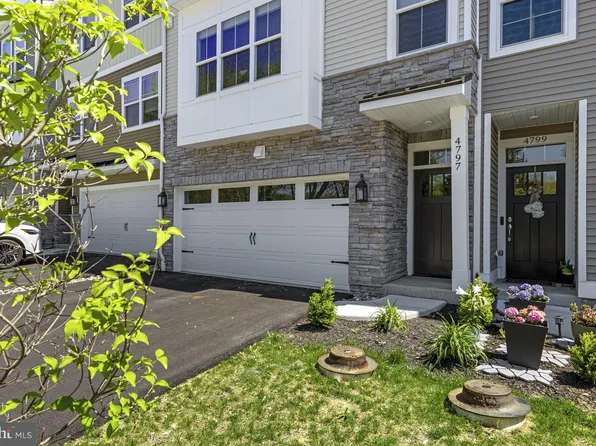 4797 Hogan Dr, Wilmington, DE 19808