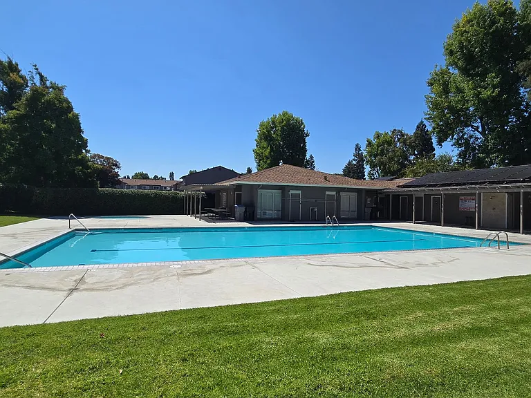 4547 Caraway Ct — Photo 13