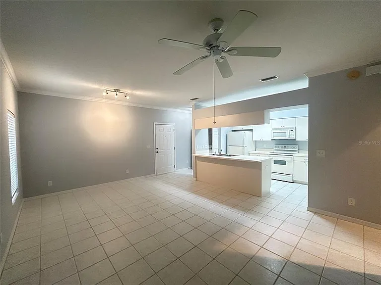 1202 Eagle Pond Dr #1202 — Photo 3
