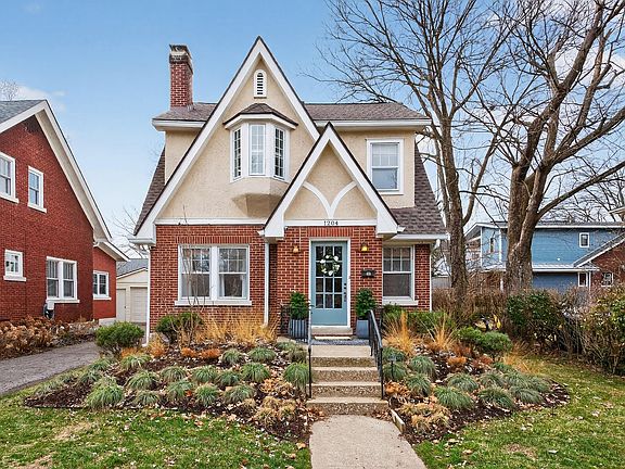 2nd image of 1204 Slashes Rd