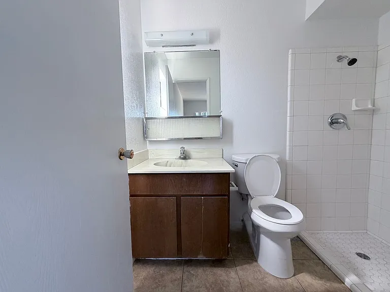 2864 E Wilcox Dr — Photo 13