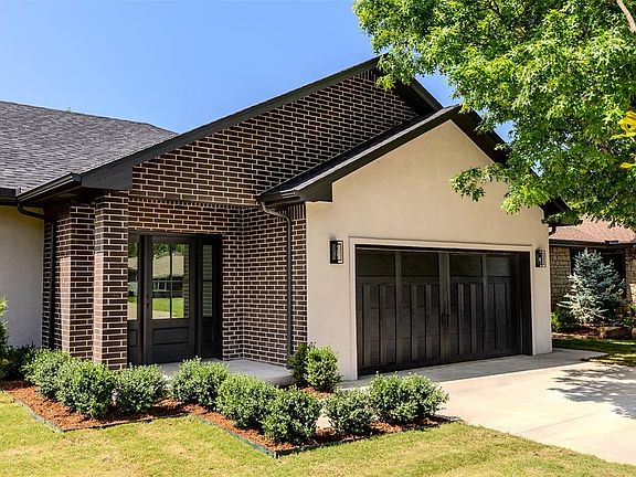 2nd image of 1808 Westminster Pl