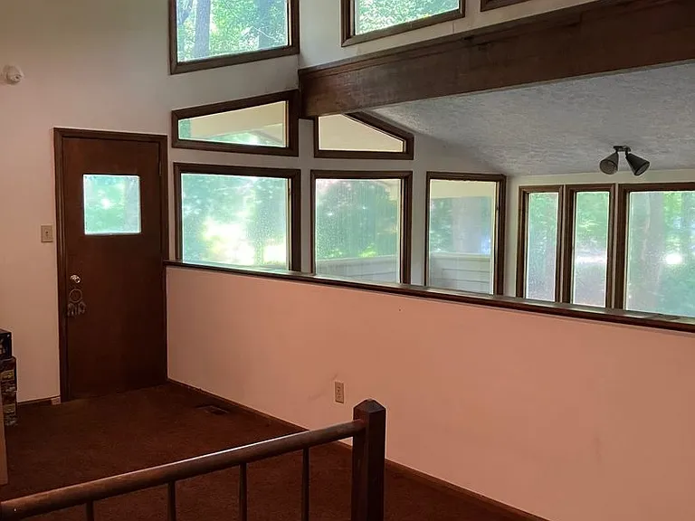 4852 Rosewell Dr — Photo 28