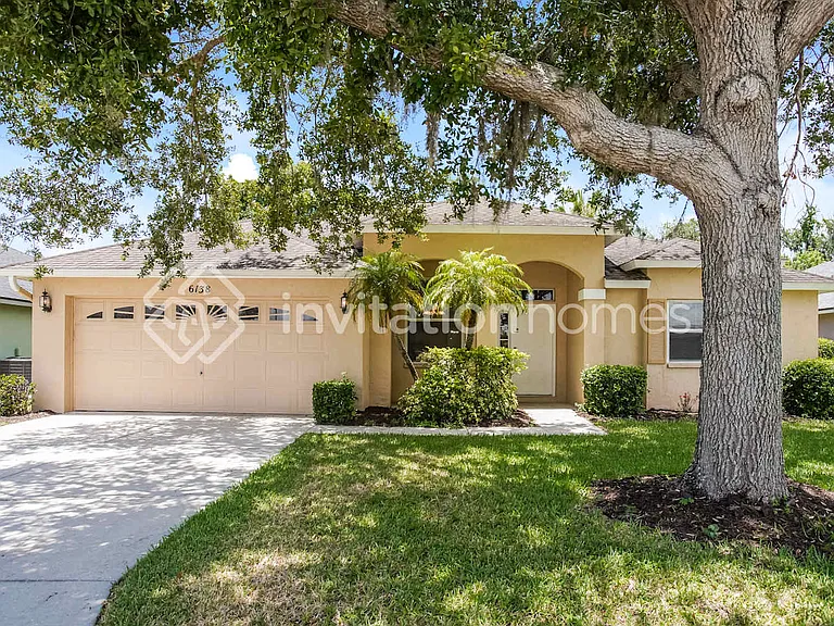 6138 36th Ln E — Photo 1