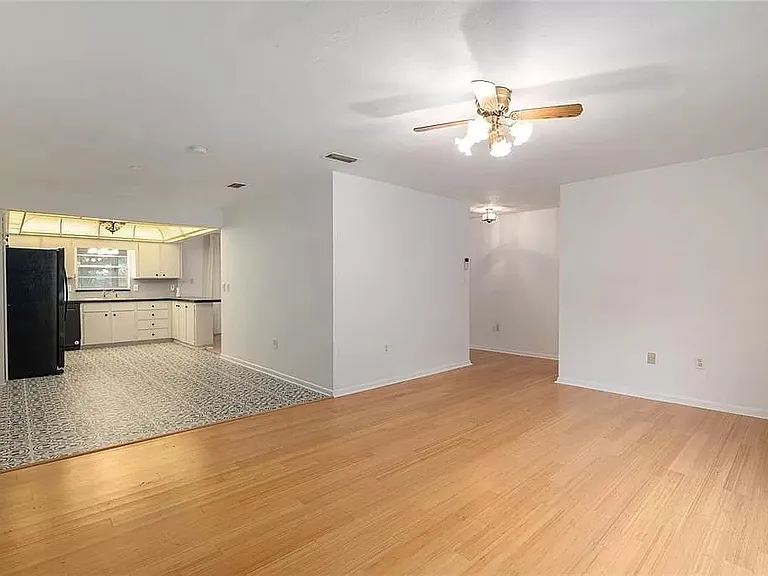 4510 NW 31st Ave — Photo 7