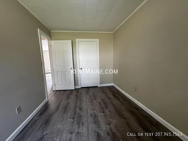 114 Riverside Dr #2 — Photo 9