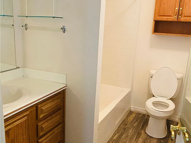 700 Elm St #27 — Photo 18
