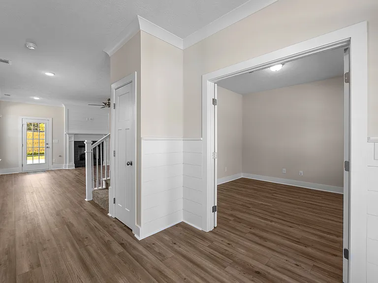 721 Ronaldsay Rd — Photo 5