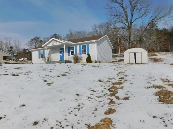 48 Windy Cove Ln, Stanton, KY 40380