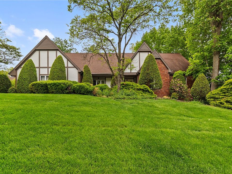 1st image of 102 Brandywine Dr