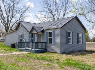 601 W Sherman St, Windfall, IN 46076